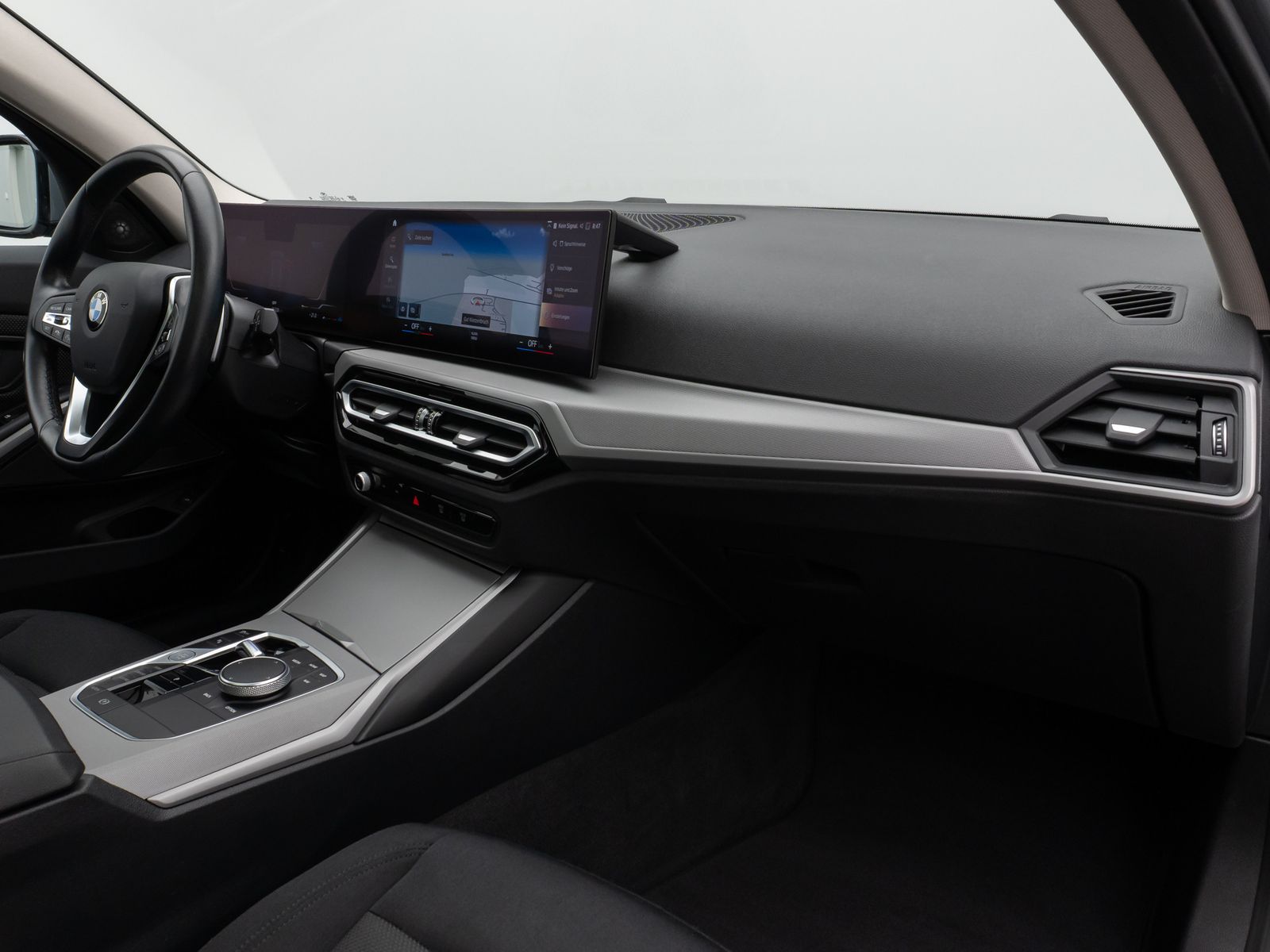 Fahrzeugabbildung BMW 320d Panorama DAB H/K Lordos Stop&Go PDC LED