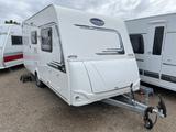 Caravelair Antares Style 450 1.500kg, Bettverbreiterung. Au - Offers matching your search criteria