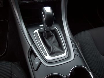 Bild 15 Ford Mondeo Turnier 1.5 Titanium Navi SHZ FSHZ AHK AT