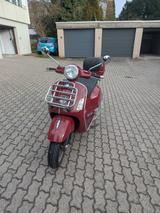 Piaggio Vespa GTS250 ABS weinrot mit Topcase - Offers