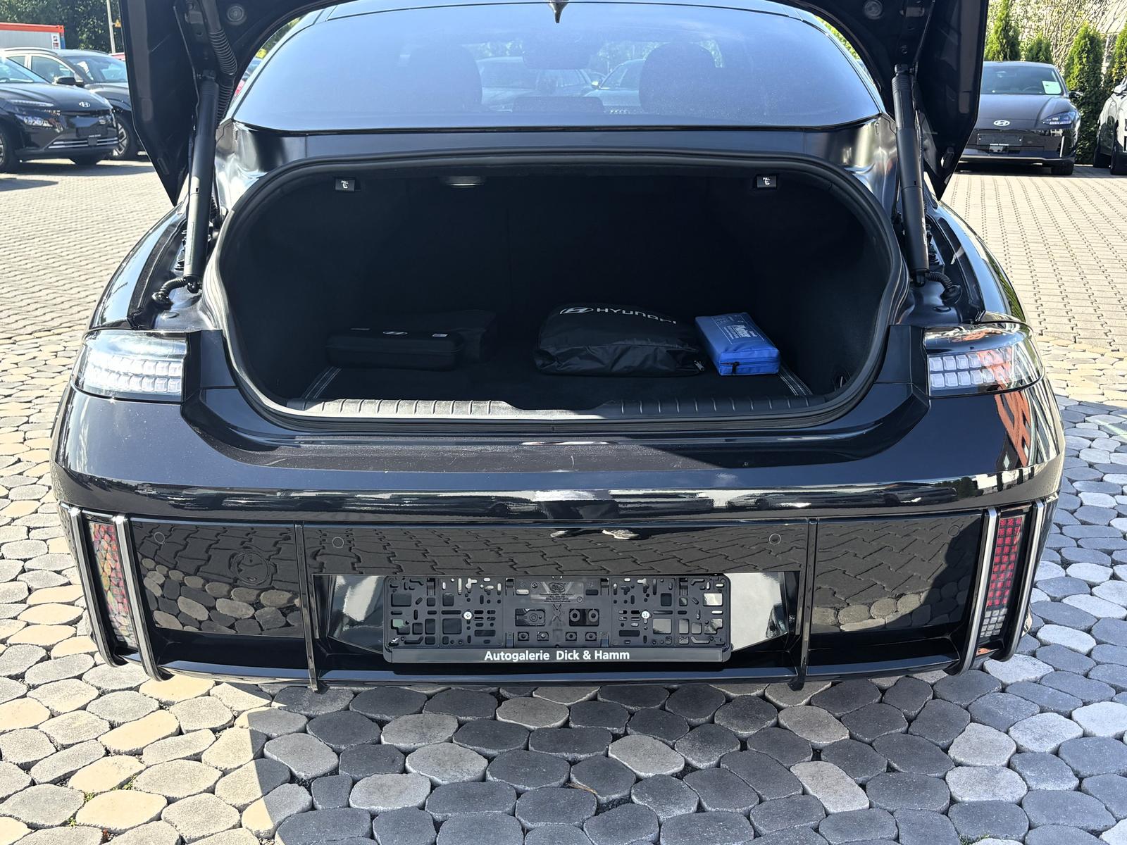 Hyundai Ioniq 6 First Edition 4WD 325 ch • 12 600 km • Batterie 98,5 % • Bose • Pano • 360°