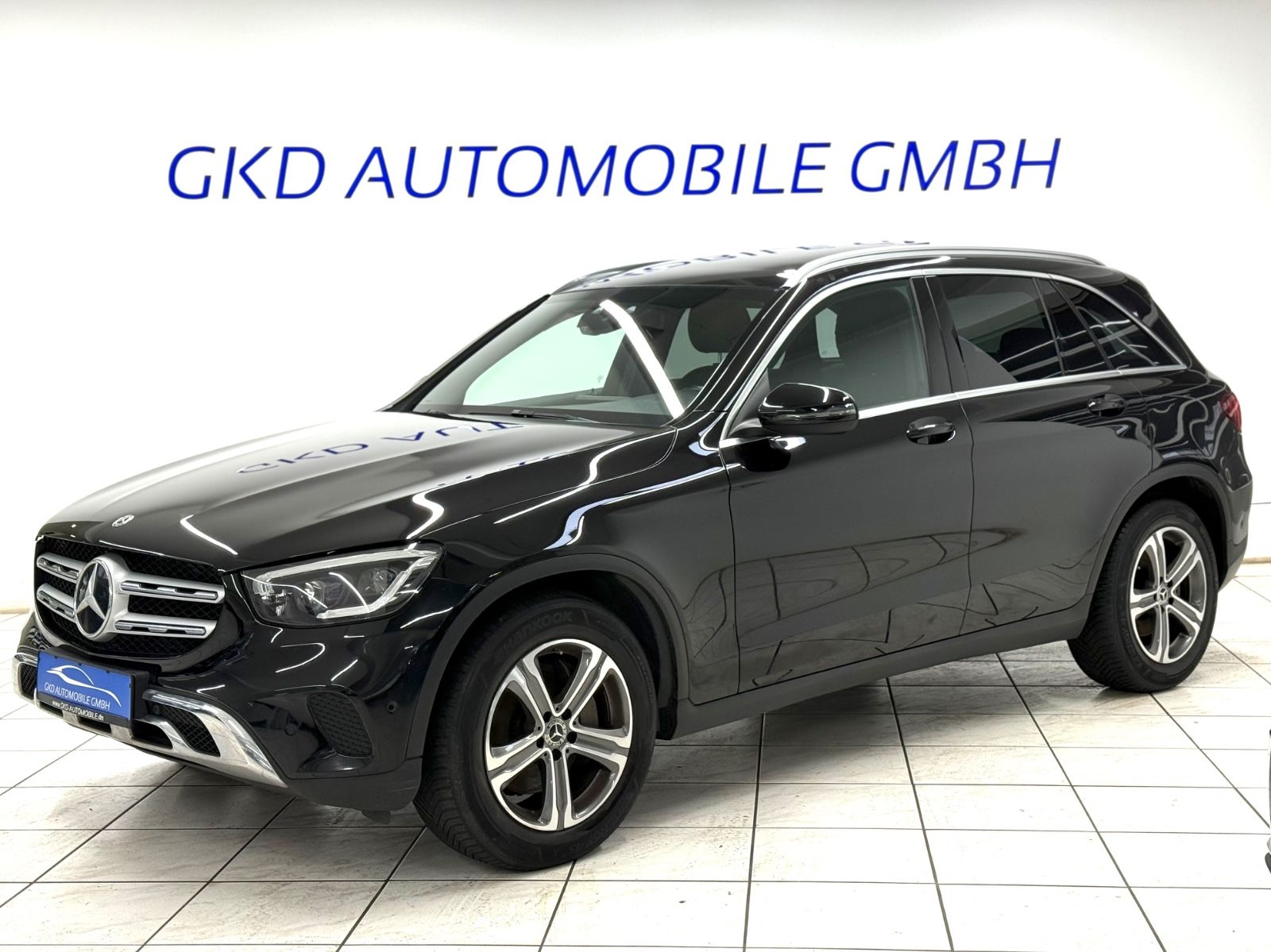 MERCEDES-BENZ GLC 200 4MATIC AMG Line*Pano*LED*Apple|Android*