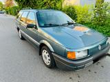 Volkswagen VW Passat - Rostfrei - TÜV neu! Rarität - gebrauchte VW Passat aus dem Jahr 1990