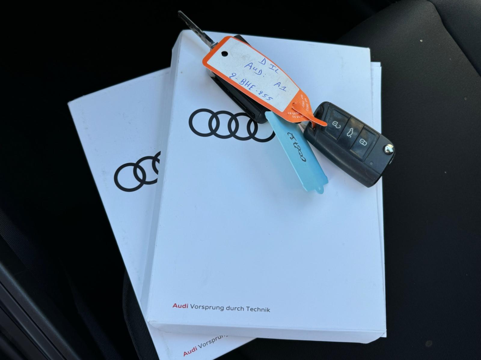 Audi A1 SB 25 TFSI S-LINE NAVI*VIRTUELL*LED*NAVI* — 19