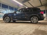 BMW X3 xDrive30i M-Paket/HUD/AHK/2.HD/Garantie(opt.) - BMW X3 Gebrauchtwagen in München