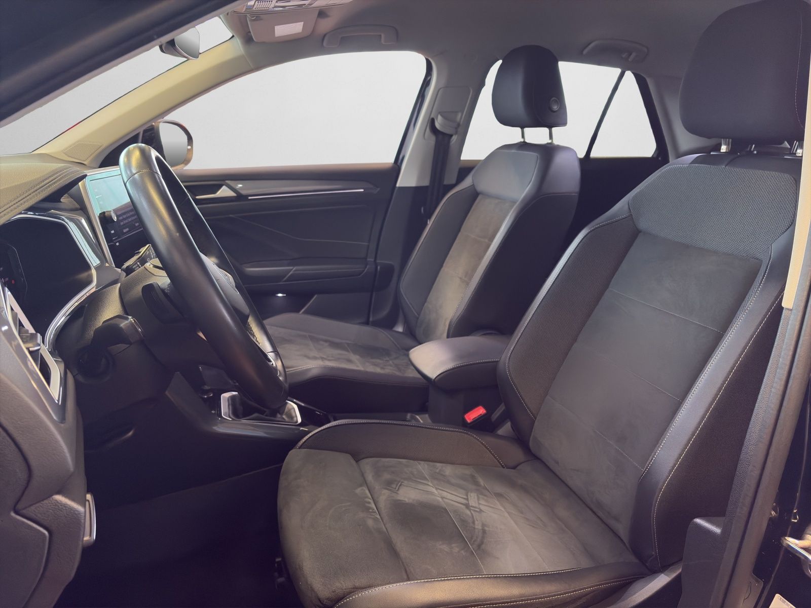 Volkswagen T-Roc - Bild 13
