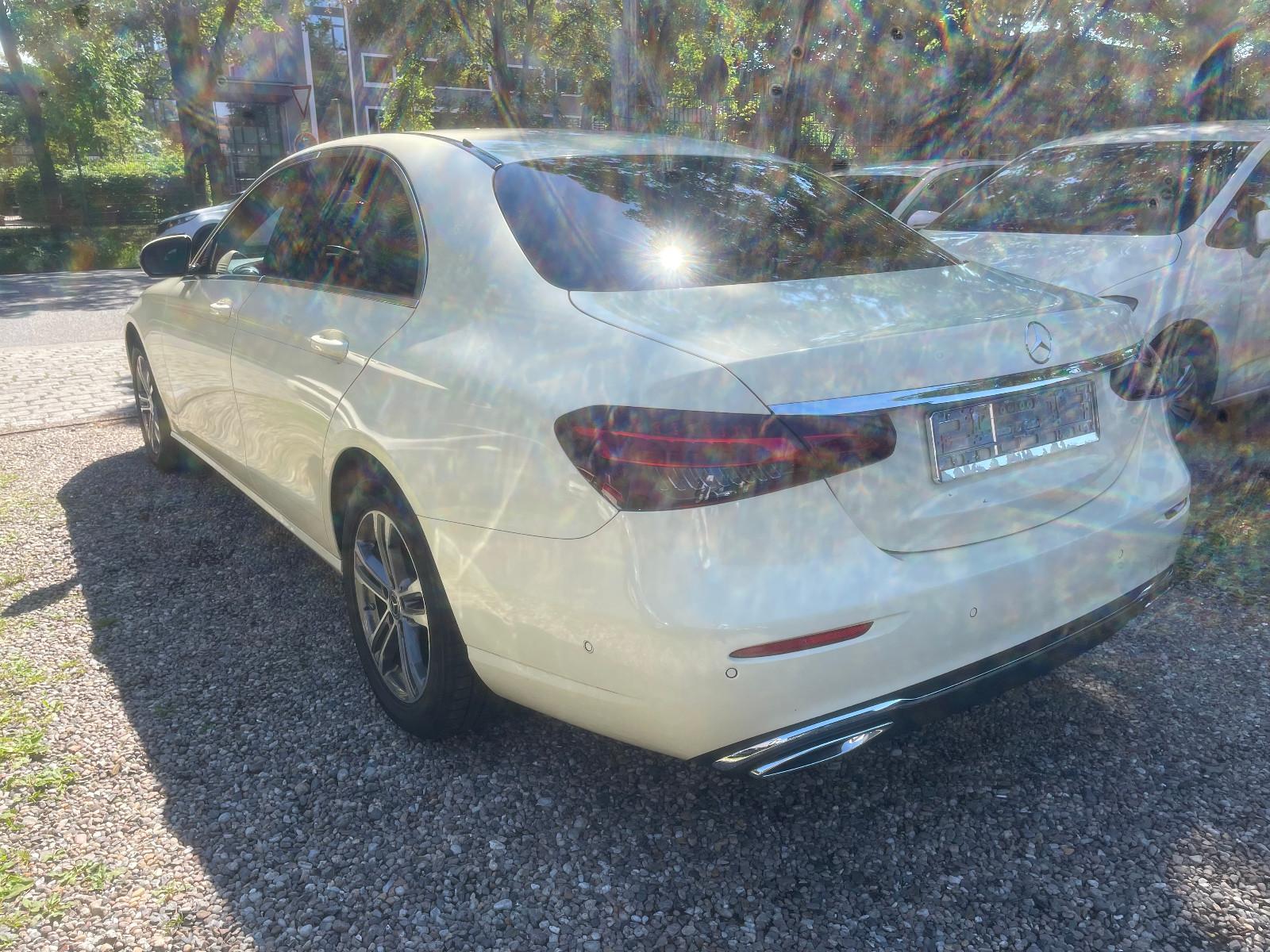 Mercedes-Benz E 220 d Aut Avantgarde Unfallfrei MB Scheckheft-