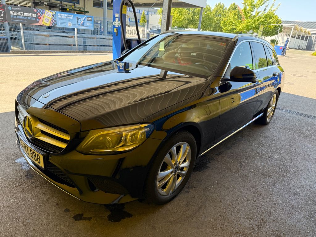 Image of Mercedes-Benz C 180
