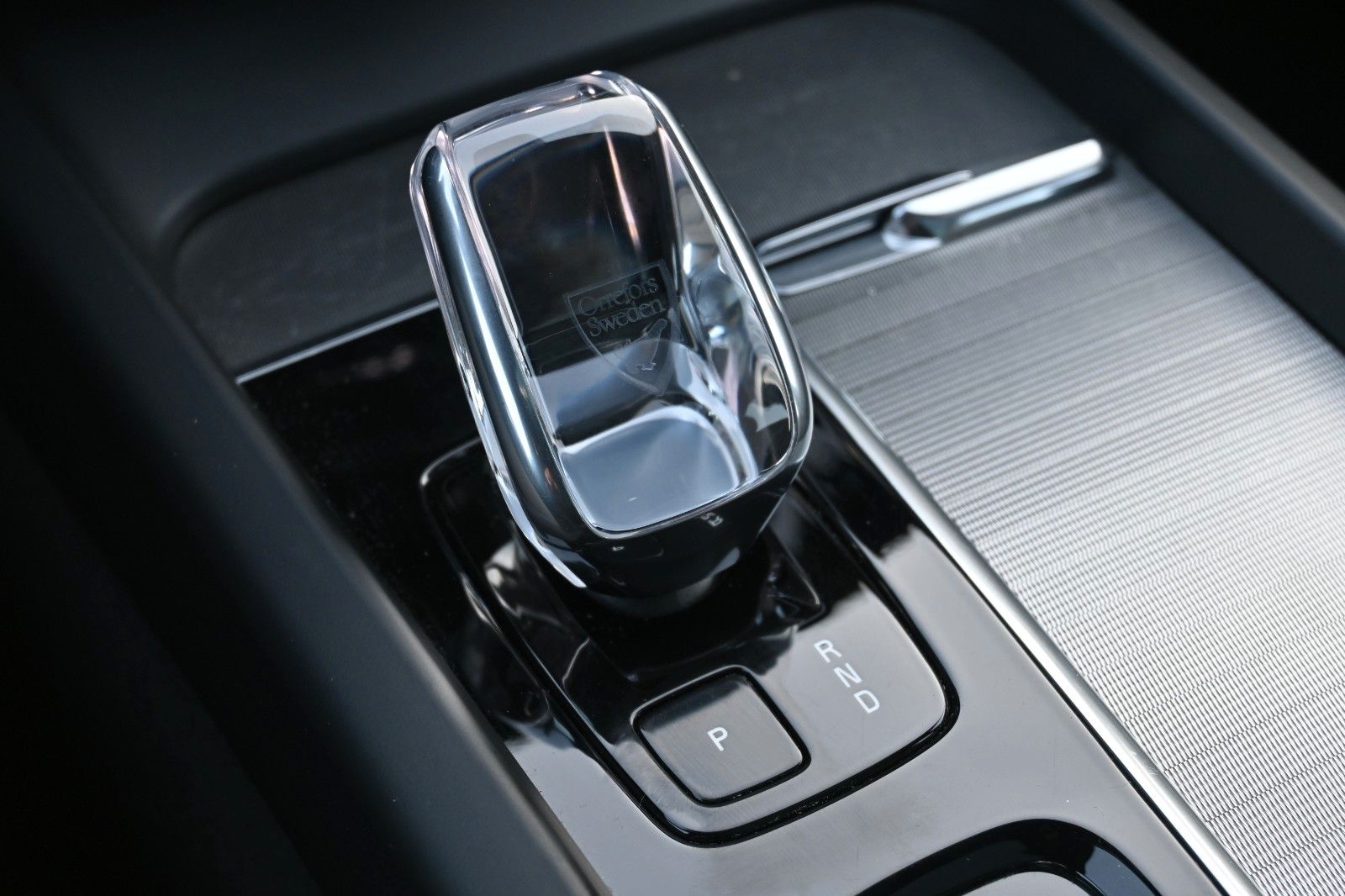 Fahrzeugabbildung Volvo XC60 B4 AWD Plus Dark*LED*PANO*STHZ*H&K*360°*AHK