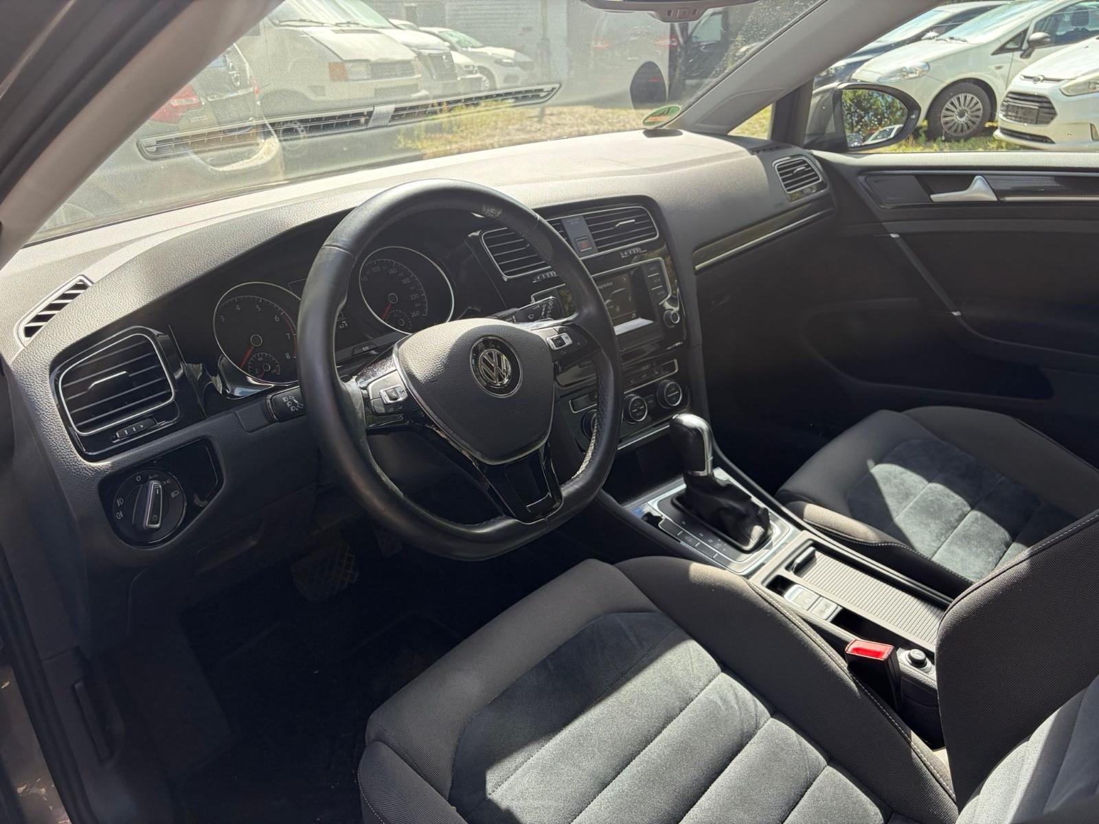 Volkswagen Golf VII 1.4 TSI DSG Highline BMT