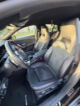 Mercedes-Benz CLA 180*AMG-Line*CarPlay*Ambiente*neue Reifen - schwarze Mercedes-Benz CLA 180 Shooting Brake
