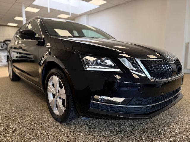 Skoda Octavia 2.0d / AUTO / AMBIENTE / LED / SPURHALTE