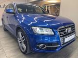 Audi SQ5 3.0 TDI competition quattro*Panorama/AHK/TOP - blaue Audi SQ5