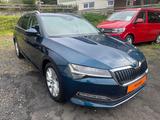 Skoda Superb Combi Premium Edition - Skoda Superb: Edition
