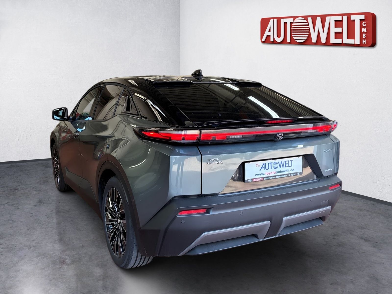 Fahrzeugabbildung Toyota C-HR+ Lounge 4x4 AWD 77 KW, 360,SHZ,el.Heck