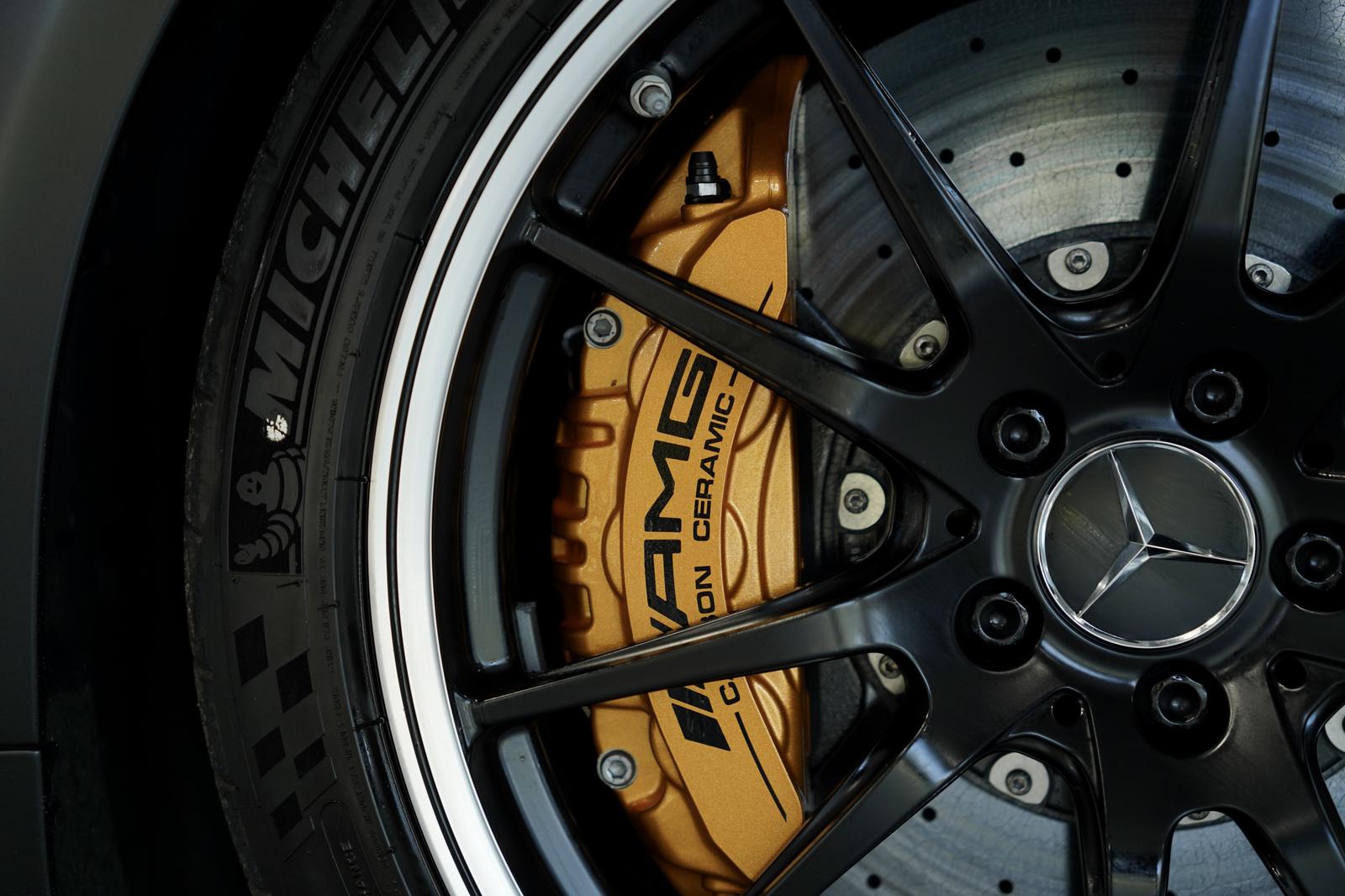 Mercedes-Benz AMG GT R Roadster 1of 750 *Keramik *Carbon *BURM