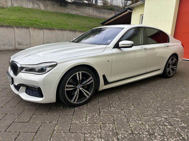 BMW 740 Baureihe 7 Lim 740 d xDrive M Sportpaket