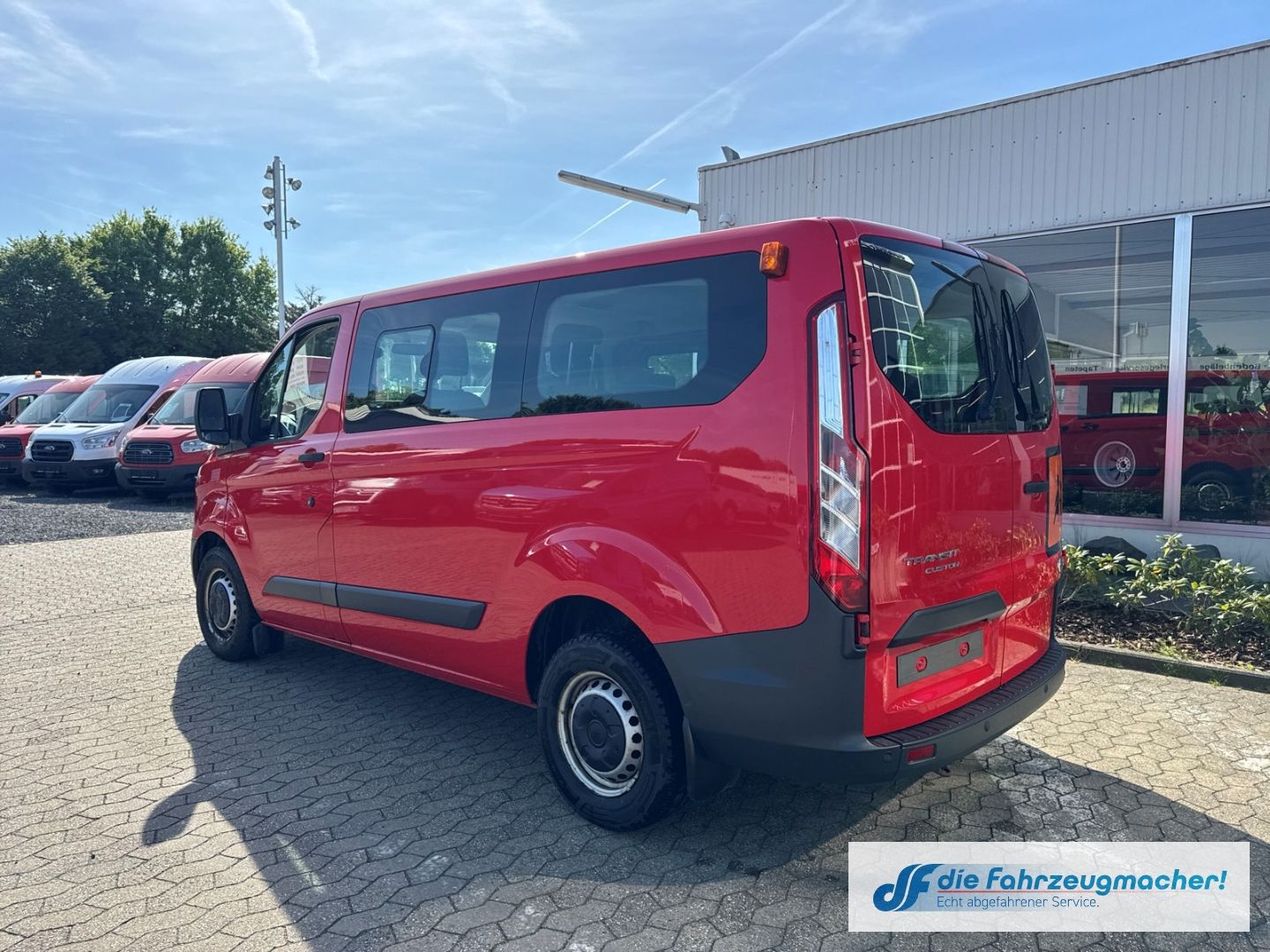 Fahrzeugabbildung Ford Transit Custom Kombi 300 L1 2.2 TDCi *1847 *EXPO