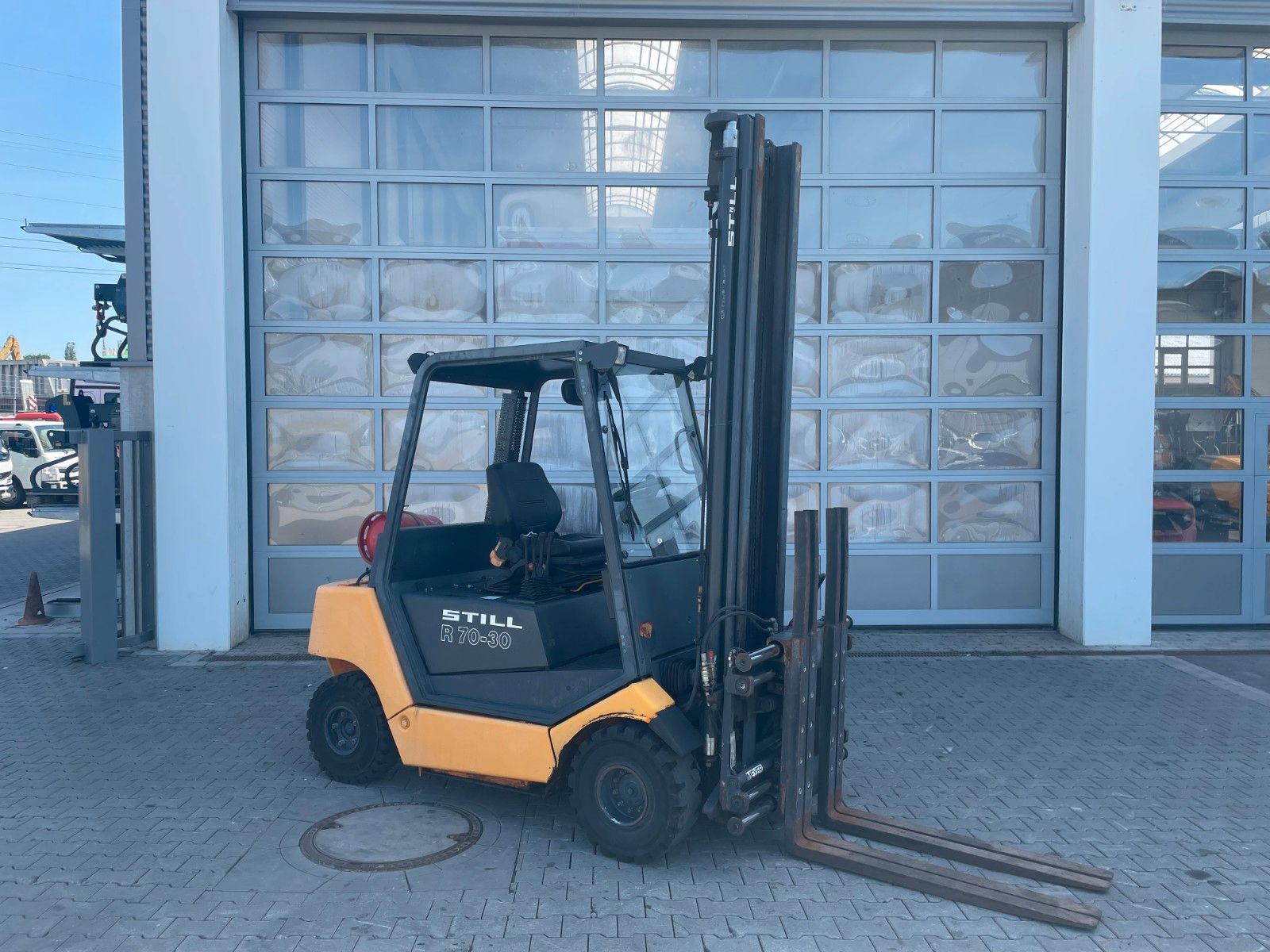 Fahrzeugabbildung Still RX70-30T / Duplex: 5,12m / Doppelpalettengabel