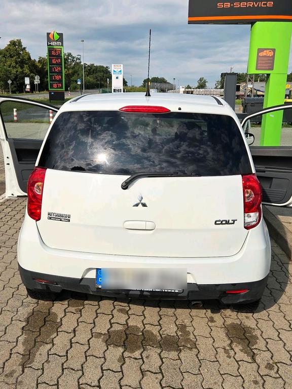 Mitsubishi Colt