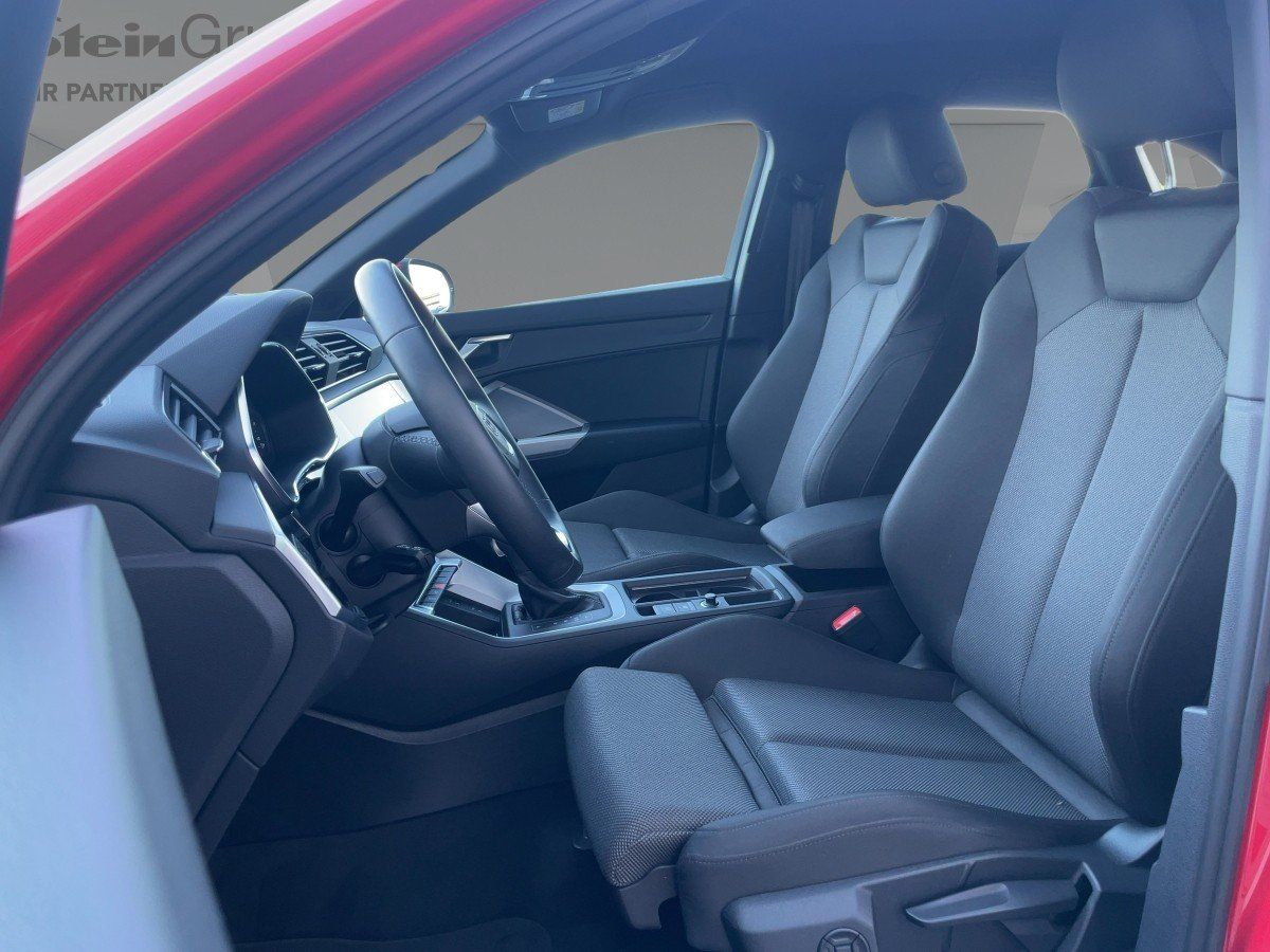 Audi Q3 Sportback 1,4 PHEV APP+VIRT+LED+NAVI+PDC foto 8