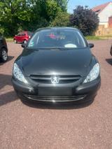 Peugeot 307 - gebrauchte Peugeot 307 aus dem Jahr 2003