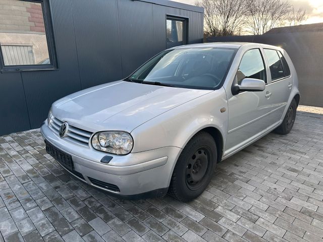 Volkswagen Golf 1.6 Automatik *Klima*SHD*8-fach Bereift*