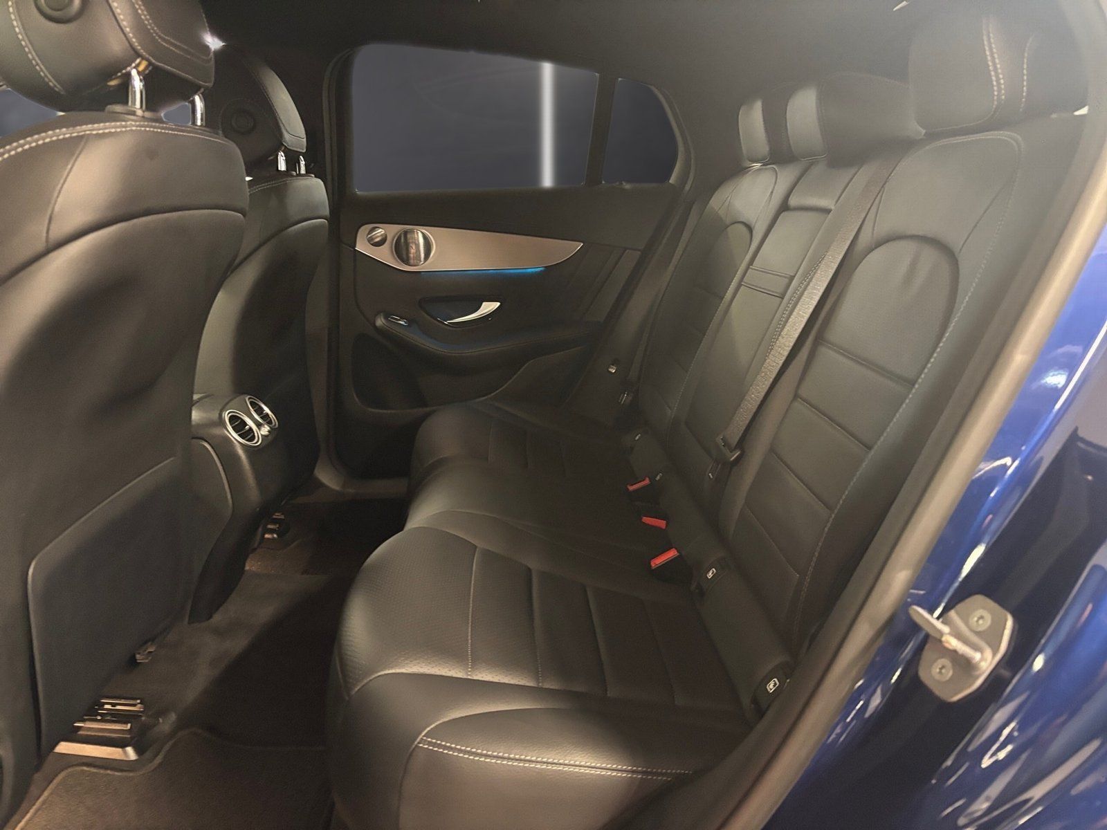 Fahrzeugabbildung Mercedes-Benz GLC 300 4M AMG*Night*Burmester*ILS*COMAND*360°*