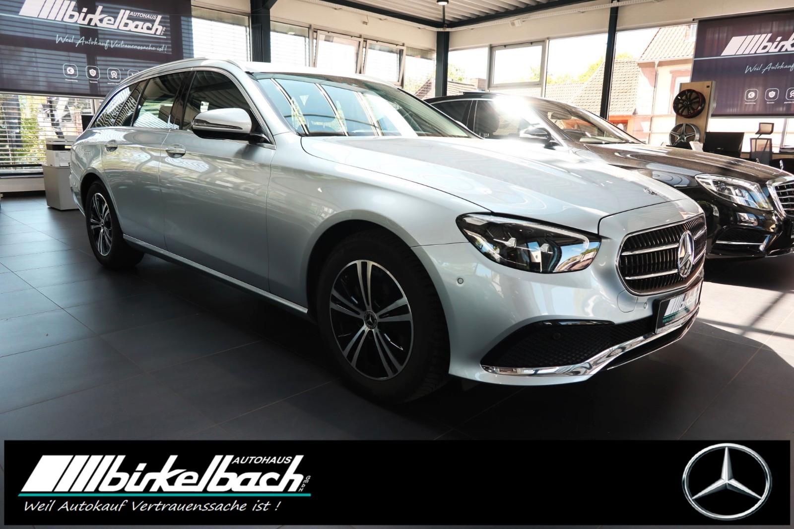 Mercedes-Benz E 220 dT