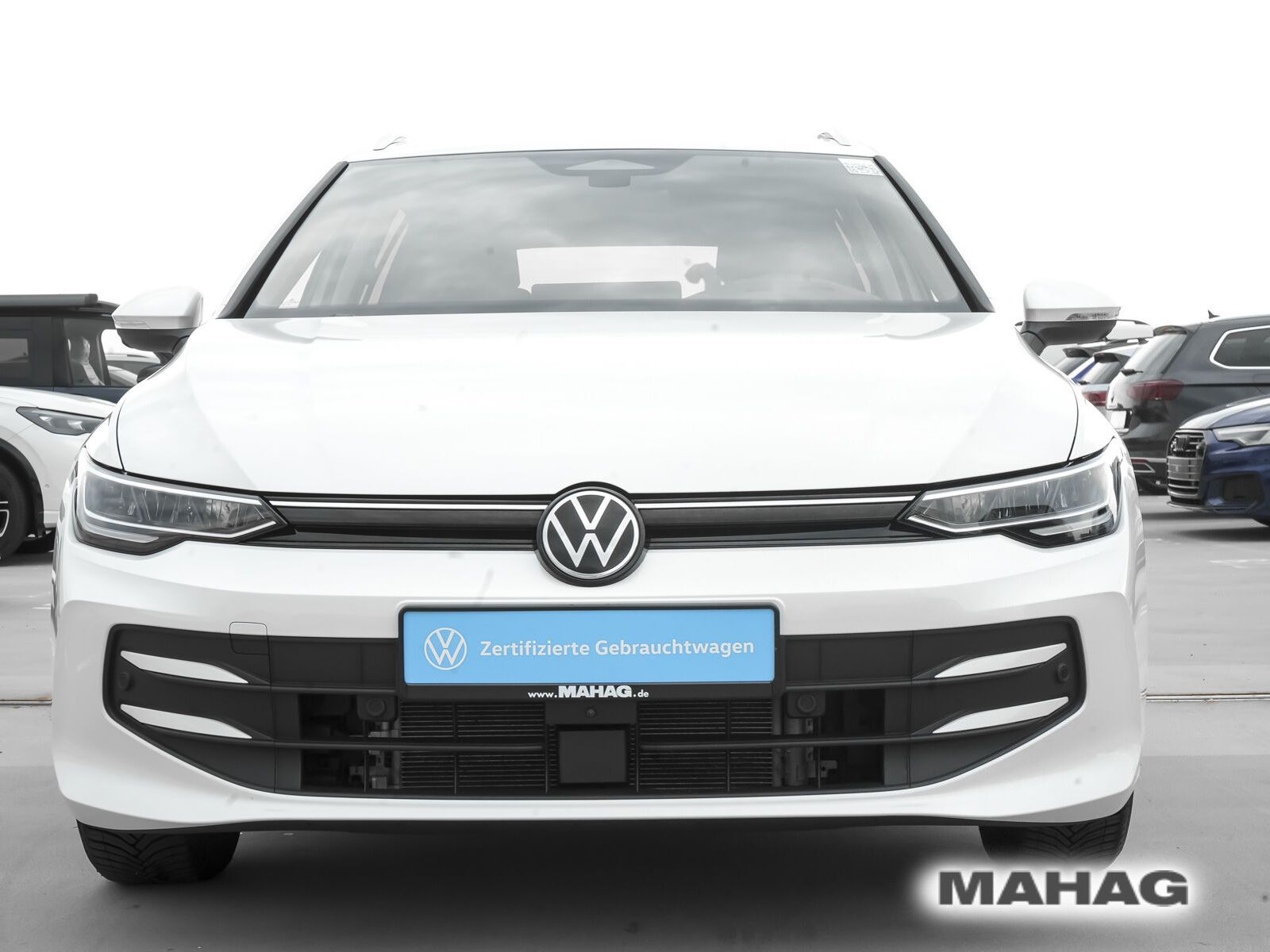 Volkswagen Golf VIII Variant Life 1.5 eTSI AHK ACC LED Navi foto 4