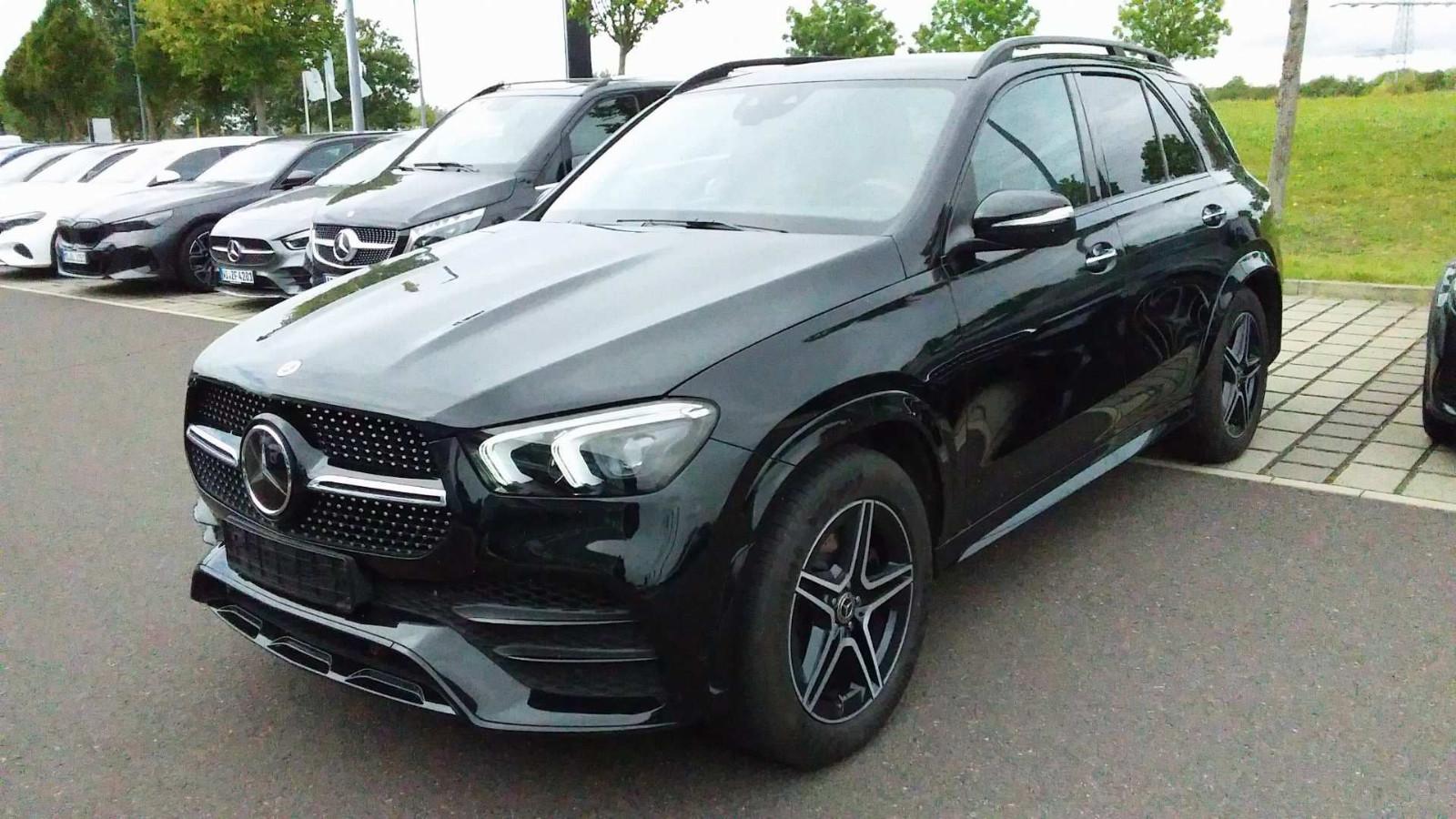 Mercedes-Benz GLE 450 AMG Airmatic*Distro*360*AHK*Night*HUD*20