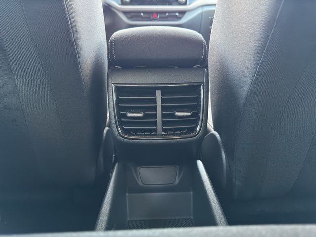 Skoda Fabia Tour*SHZ*2xPDC*CAM*LANE*KESSY*