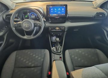 Toyota Yaris Hybrid 116 1.5 VVT-i Teamplayer + Safety P