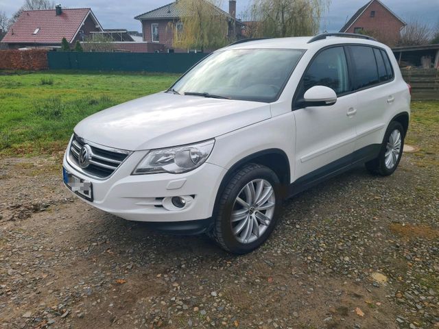 Volkswagen VW TIGUAN 2.0 TDI (4-MOTION) [AHK] AUTOMAT...