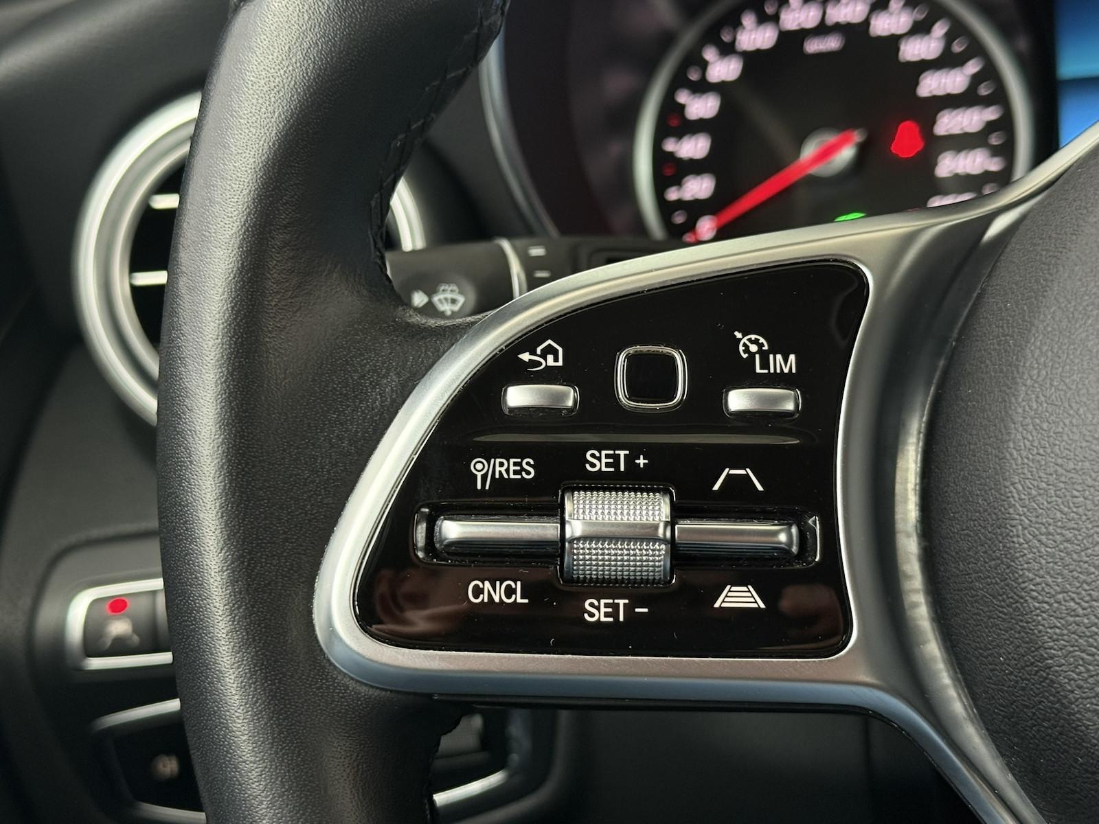 Mercedes-Benz C-Class AVANTGARDE/BURMESTER/KAMERA/HEAD UP/LEDER, миниатюра 25
