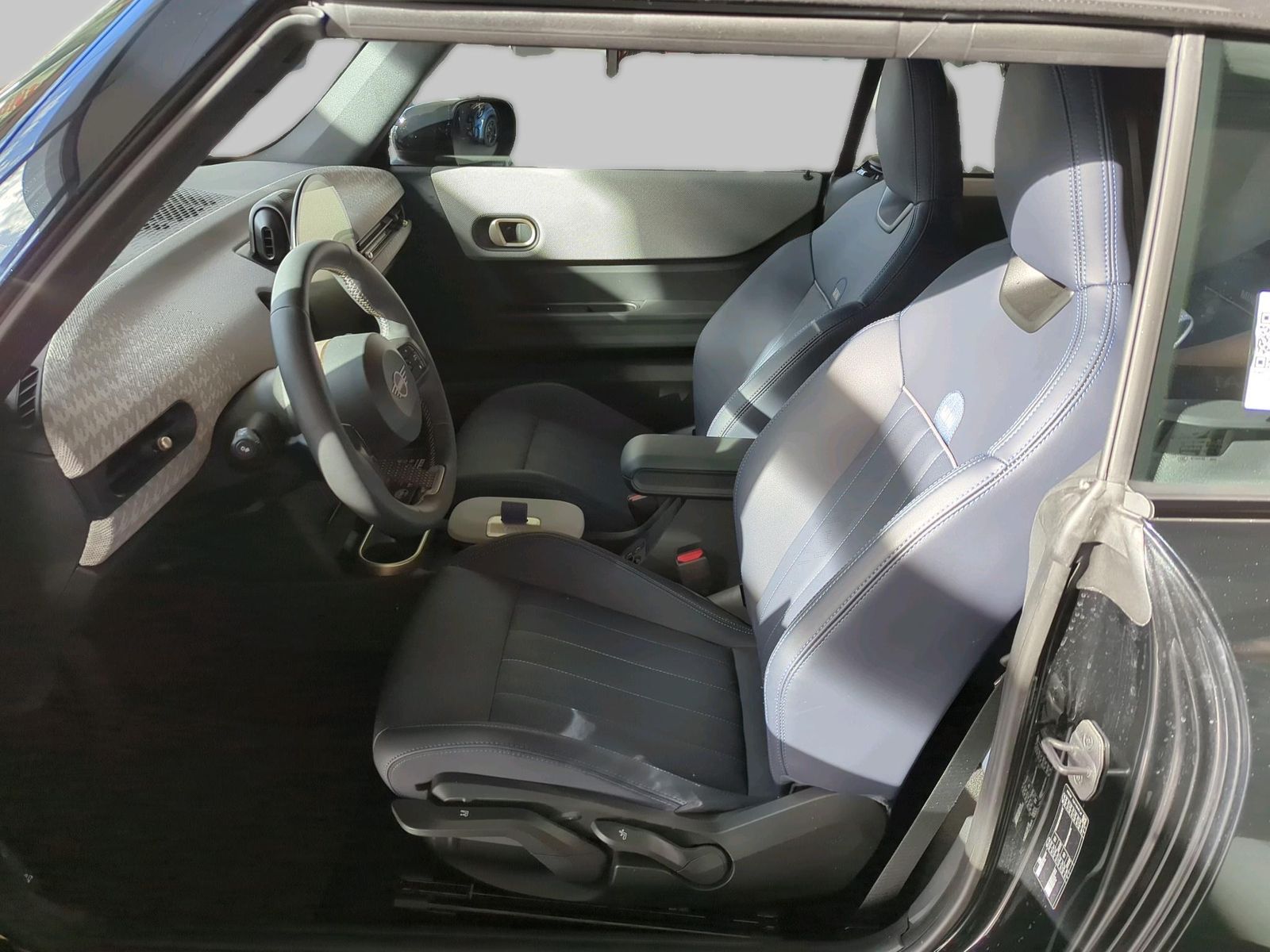 MINI Cooper Cabrio - Bild 11