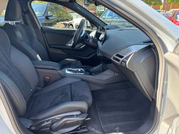 BMW 120d M Sportpaket Head-Up HK HiFi DAB LED RFK