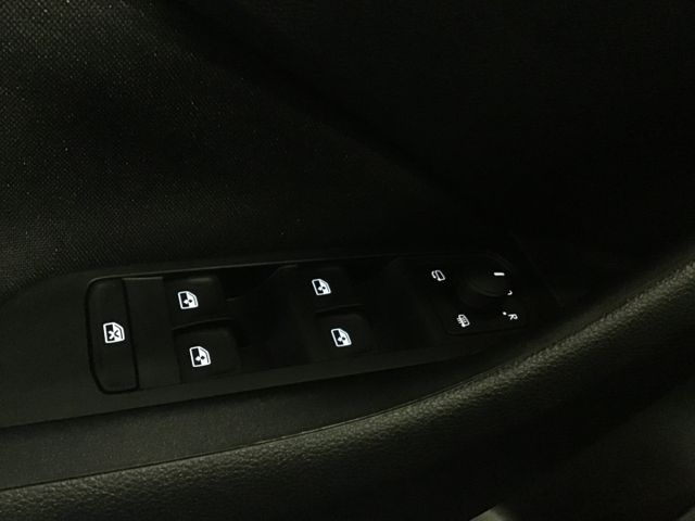 Fahrzeugabbildung Skoda Kamiq Selection 1.0 TSI DSG/ACC/Kamera/SmartLink