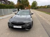 BMW 320 d xDrive Touring M-Paket,Leder,HiFi,Head Up - BMW 320: Kombi, 320d M Paket