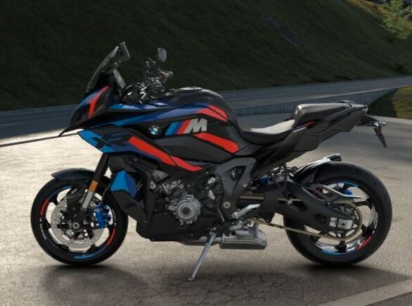 BMW M 1000 XR