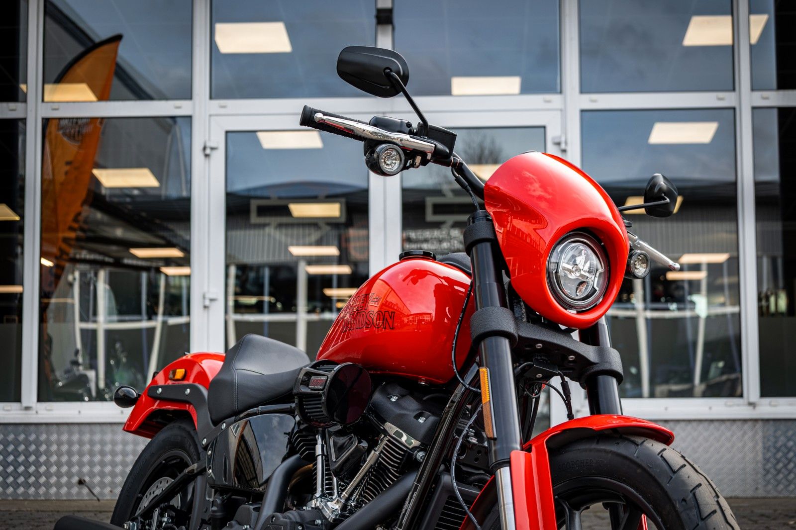 Fahrzeugabbildung Harley-Davidson FXLRS LOW RIDER S 117 MY26