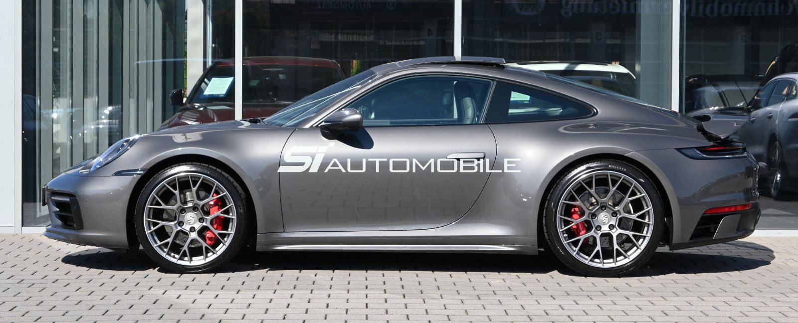 Fahrzeugabbildung Porsche 911 992 Carrera 4S Coupé °SPORT DESIGN°ACC°BOSE°