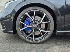 VW Golf VIII R 4Motion Matrix DAB Harman-Kardon