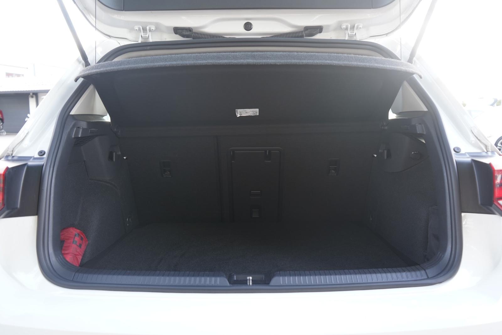 Volkswagen Golf VIII 1.5 eTSI DSG LED Navi Virtual Cockpit, миниатюра 27
