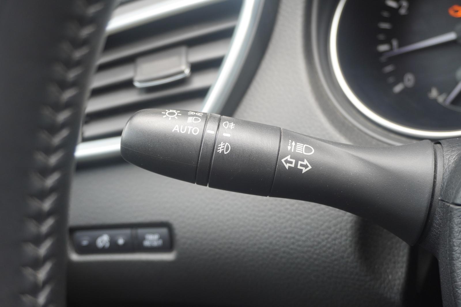 Nissan Qashqai 1.6 N-Connecta 360° Spurhalte Tempomat