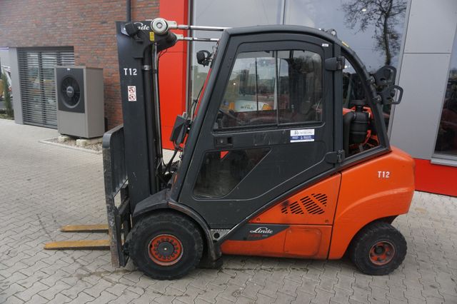 Linde H 35 T , Triplex , Kabine