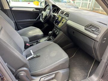Volkswagen Tiguan - 4