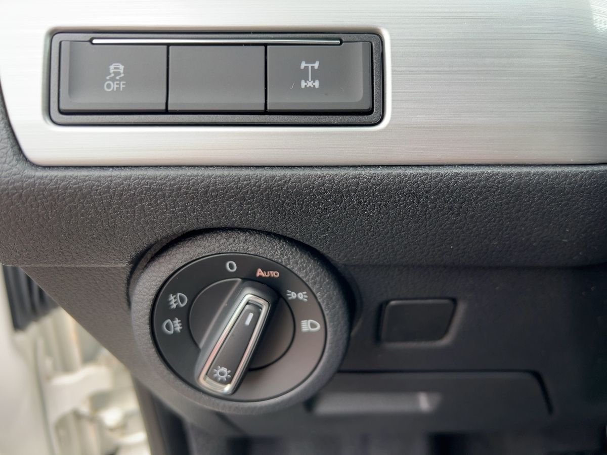 Volkswagen T6 Multivan 4Motion Edition DSG LED AHK KAMERA A foto 16