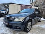 Mercedes-Benz C180 Kompressor BlueEfficiency /SHZ/Klima/TÜV/ - Mercedes-Benz C 180: Kompressor Blueefficiency