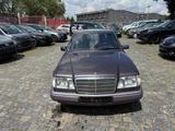 Mercedes-Benz E 220 - gebrauchte Mercedes-Benz E 220 aus dem Jahr 1994